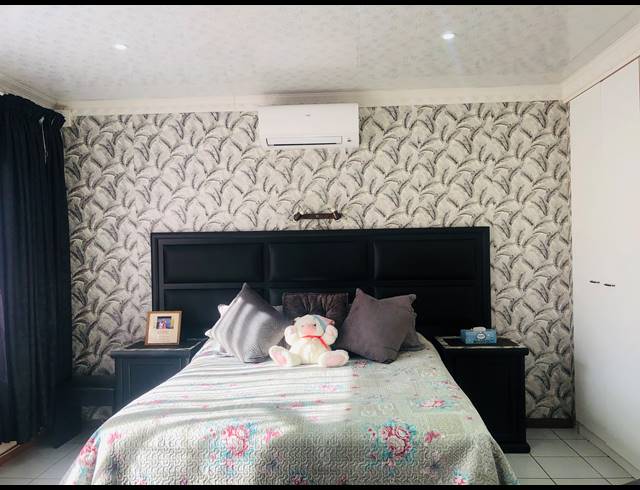 2 BEDROOM TOWNHOUSE FOR SALE IN UVONGO